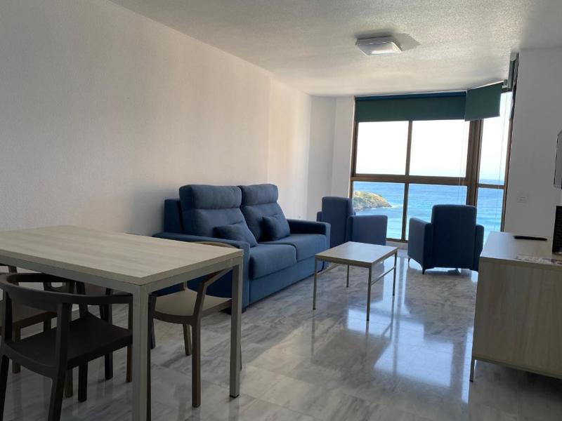 Oasis Beach Club Apartments